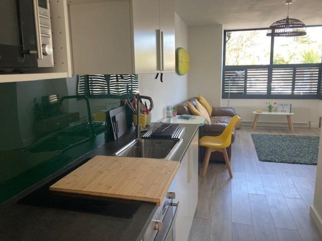 The Salt Box- Lovely Refurbished Annexe, Free Parking, Walk To Porth Beach. Saint Columb Minor Dış mekan fotoğraf
